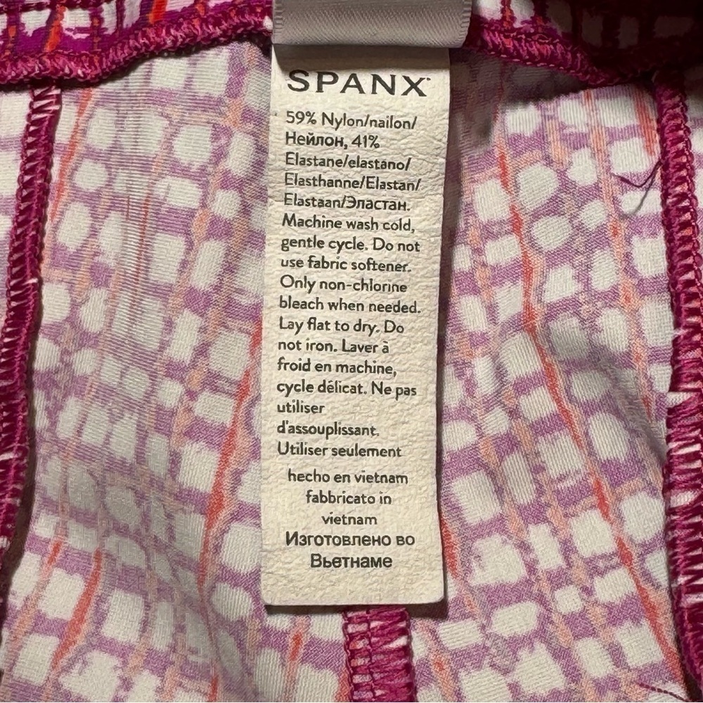 SPANX Hibiscus Gingham Sunshine Shorts size Medium 6” Comfy Stretch Golf Active - Picture 9 of 10